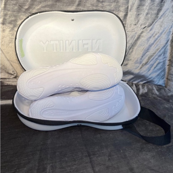 BNWT Nfinity Alpha cheer shoe 5.5 - Picture 2 of 5